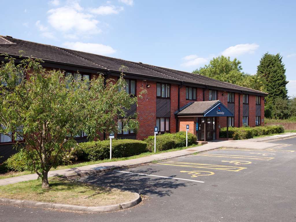 Travelodge Droitwich Exterior foto